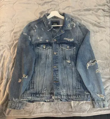 ZARA 라이트 블루 데미지 데님 자켓