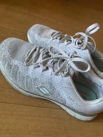 Skechers 스니커즈