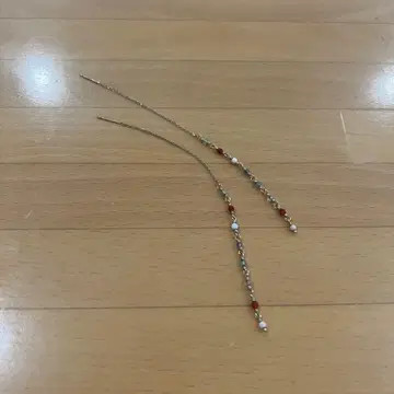 agete 멀티 스톤 체인 귀걸이
