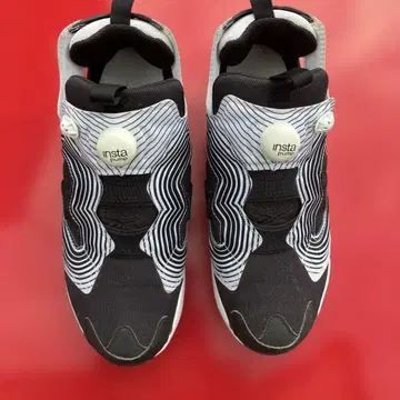 Reebok 인스타펌프 퓨리 블랙/화이트