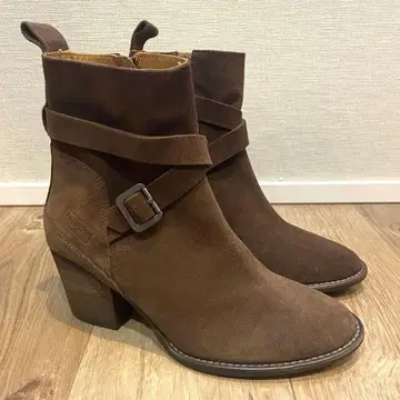 [ 새상품 ] HUNTER 23cm 브라운 스웨이드 힐 부츠 헌터