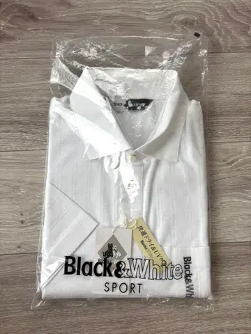 Black&White 화이트 피케 셔츠 반팔 미사용 새상품