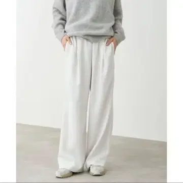 이에나 팬츠