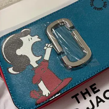MARC JACOBS 스누피 카메라백 블루멀티 스냅샷