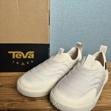 Teva 테바 ULTRA-COMF SLIP ON 24cm