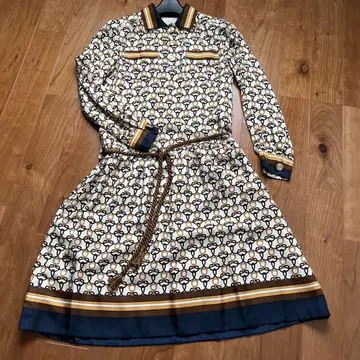DRESSTERIOR의 원피스