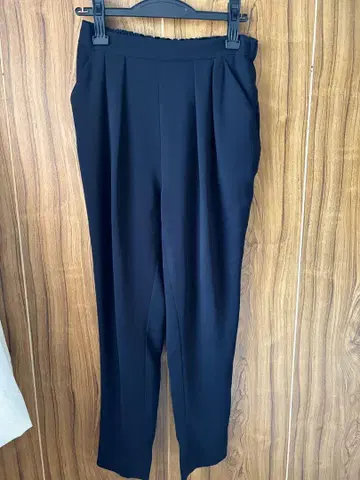 엔폴드 밴딩 조퍼즈 팬츠 블랙 36 used