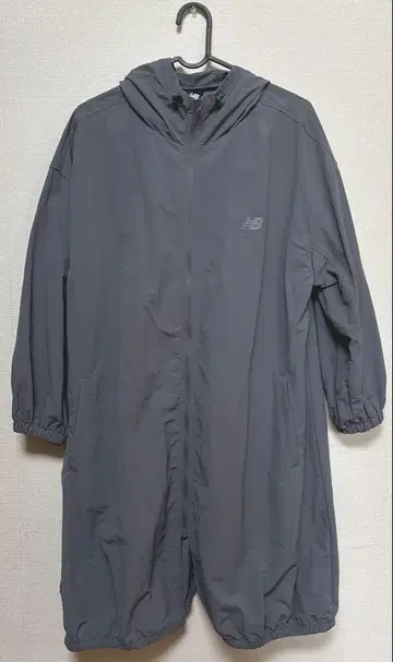 뉴발란스 우븐 롱 후디드 재킷