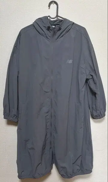 뉴발란스 우븐 롱 후디드 재킷