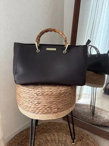 새상품급 KATIE LOXTON 뱀부 백