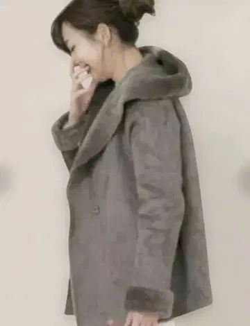 [ 새상품급 ] 어반 리서치 ROSSO 울 혼방 인조 모피 무스탕 코트