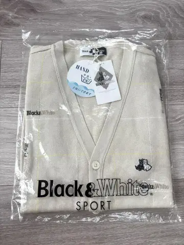 블랙 & 화이트 V넥 베스트 미사용 새상품