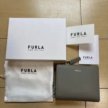 [ 새상품 ] FURLA 훌라 접이식 지갑 탁한 그린