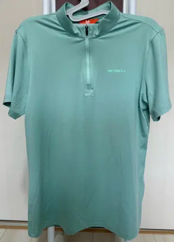MERRELL T셔츠 하프 집업 (W, S 사이즈)