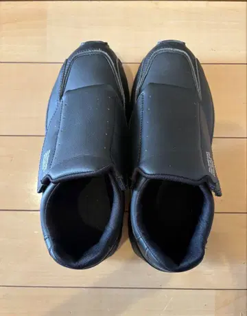 블랙 슬립온 스니커즈
