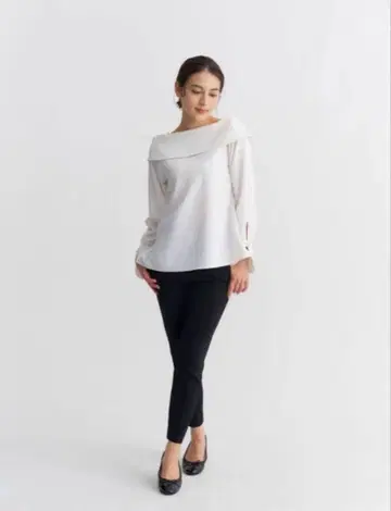 elu. 오로라 블라우스 화이트 S