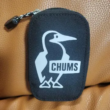 CHUMS 블랙 키케이스