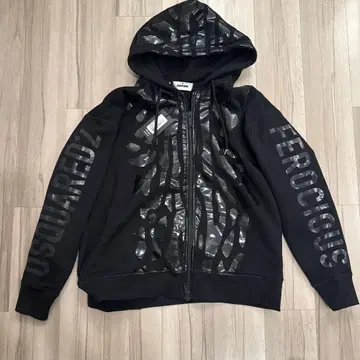 [ 새상품 ] Dsquared2 디스퀘어드 후드 부착 지퍼 후드티