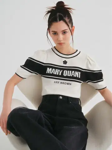 MARY QUANT 릴리 브라운 반팔 니트