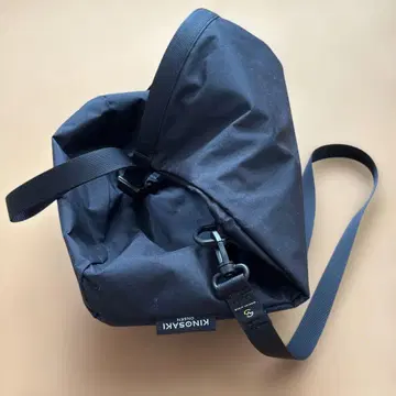 KINOSAKI 블랙 숄더백