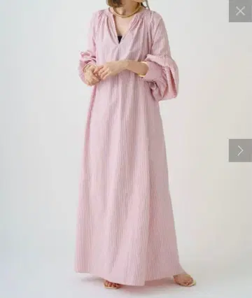 오메카시 셔링 넥 원피스