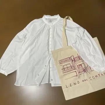 휴일과 시 프릴 칼라 블라우스 프론트 오픈 스냅 버튼 스탠드 칼라 세트