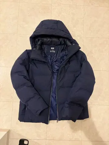 UNIQLO 심리스 다운 자켓 남성용 네이비 69