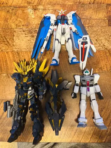 정크 건담 프라모델 3체 세트