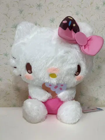 mikko x Sanrio 도넛 디자인 BIG 봉제 인형 키티