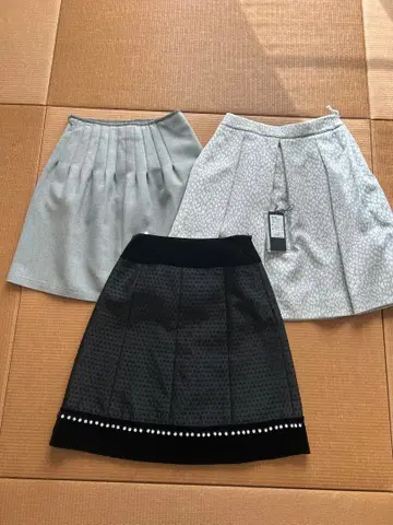 르네 그레이 플리츠 스커트