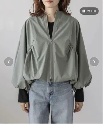 AMELY 노카라 개더 블루종 모스그린