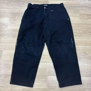 겐자이 블랙 워크 팬츠 지퍼 포켓 부착