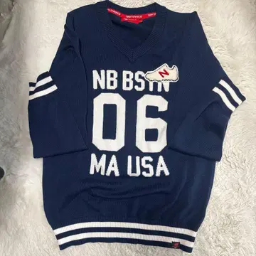 새상품급 New Balance 네이비 V넥 스웨터