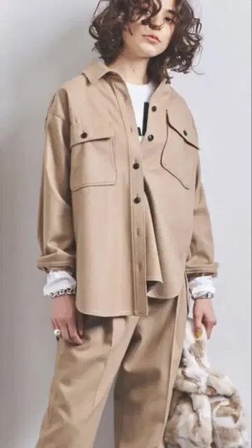 UNITED ARROWS 베이지 셔츠 자켓