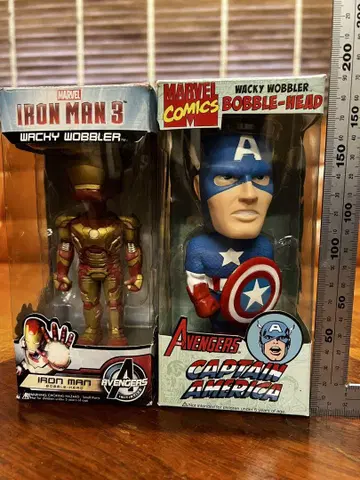 아이언맨 3 & 캡틴 아메리카 보블헤드 2체 세트 (낱개 판매 불가)