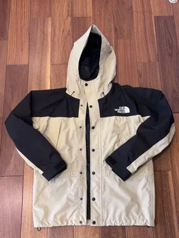 THE NORTH FACE 후드 부착 자켓 베이지/블랙