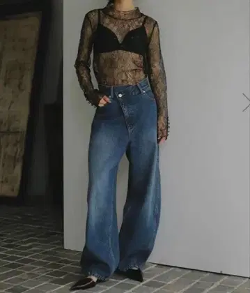 OVER WAIST SWITCHING DENIM