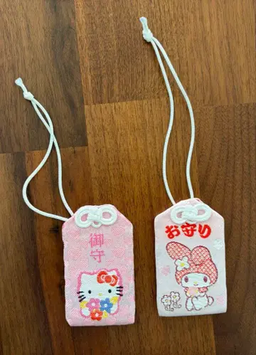 헬로키티 마이멜로디 부적 2세트