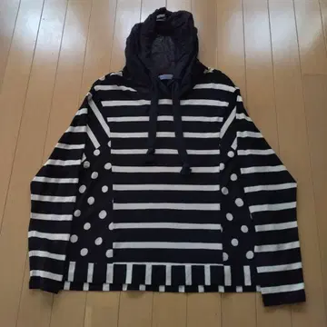 크레센트 (파누) 의 스트라이프 도트 디자인 후드티