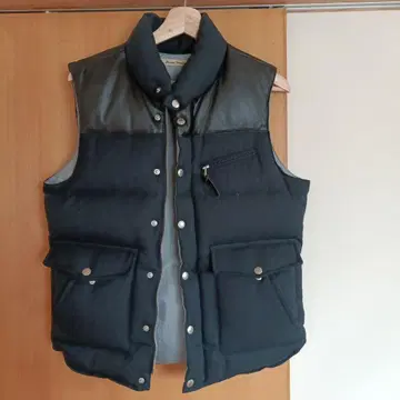 Journal Standard 네이비 다운 베스트