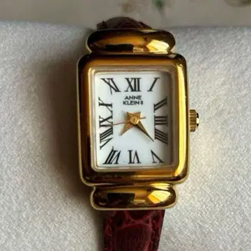 컨디션 최상 배터리 교체 완료 언클라인 ANNE KLEIN 손목시계