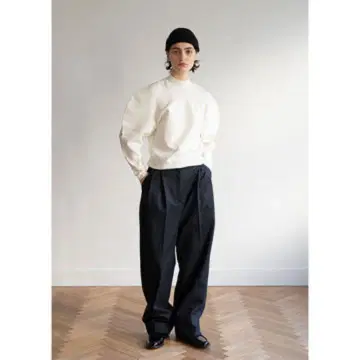 IIROT 이로트 PET Pullover