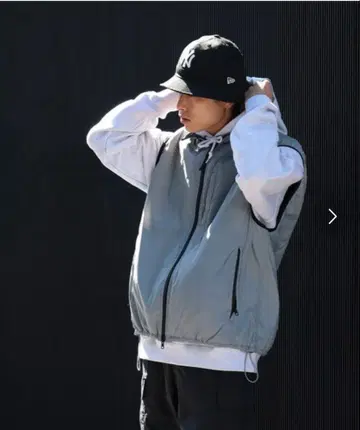 BEAMS 밀리터리 베스트