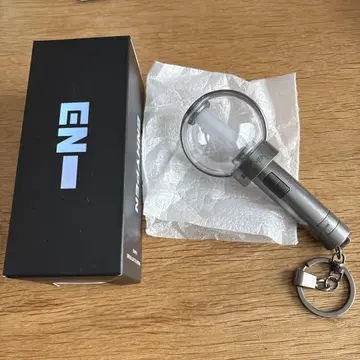 ENHYPEN 공식 미니 응원봉 키링