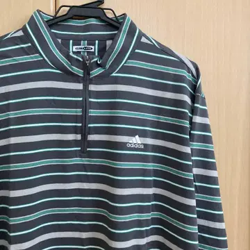 아디다스 스트라이프 하프 지퍼 긴팔 셔츠