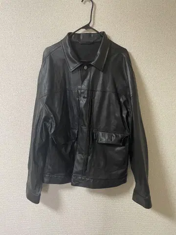 [ PUBLUX ] 페이크 레더 자켓