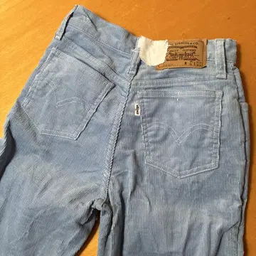 Levi's 스카이블루 코듀로이 팬츠 W26 L32