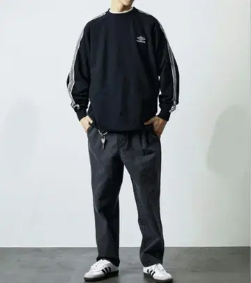 UMBRO x FREAK'S STORE 별주 엄브로 라인 로고 맨투맨 M