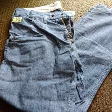 에드윈 스트레이트 데님 팬츠 파랑