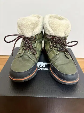 SOREL 스노우 부츠 코지 카니발 올리브 NL2297 박스 있음